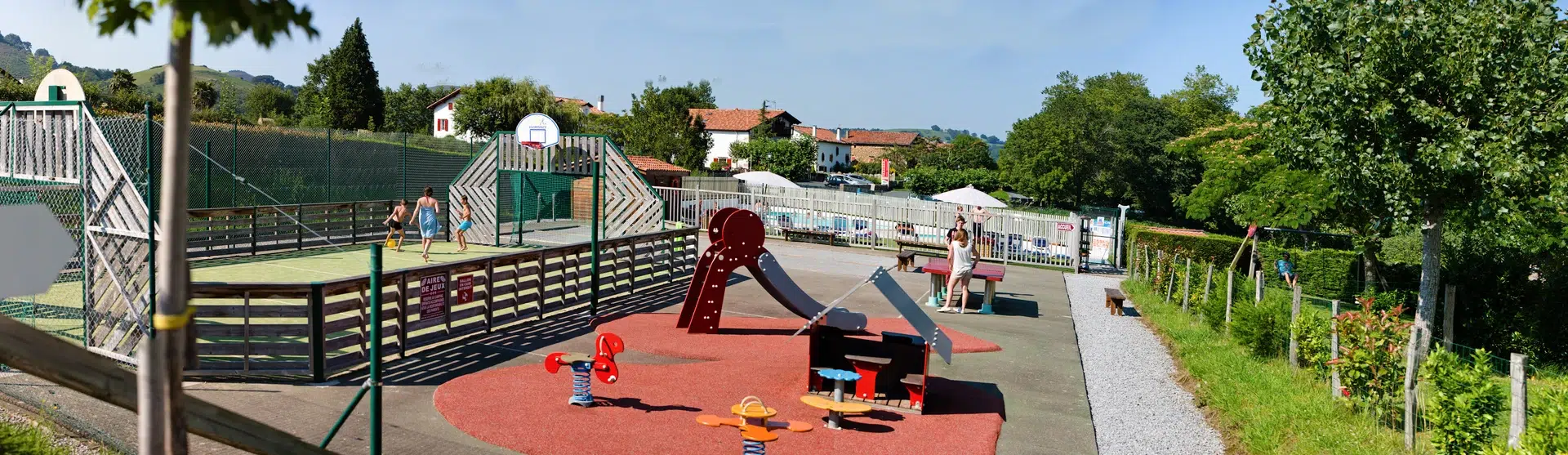Serviced campsite in the Basque Country