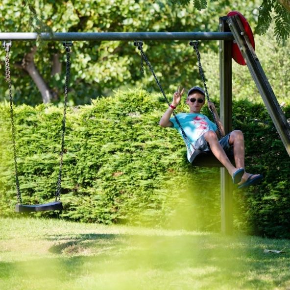 camping avec aire de jeux sare