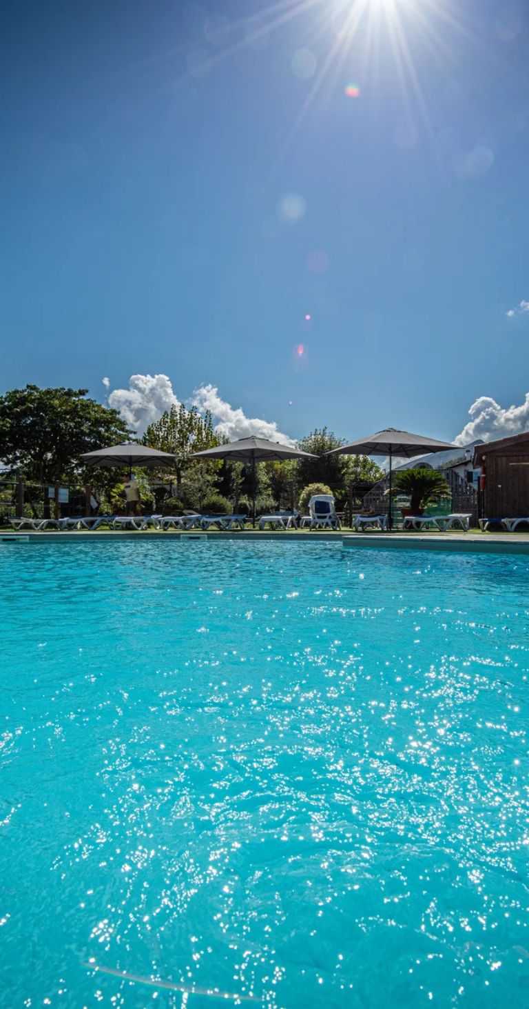 camping avec piscine location gites sare