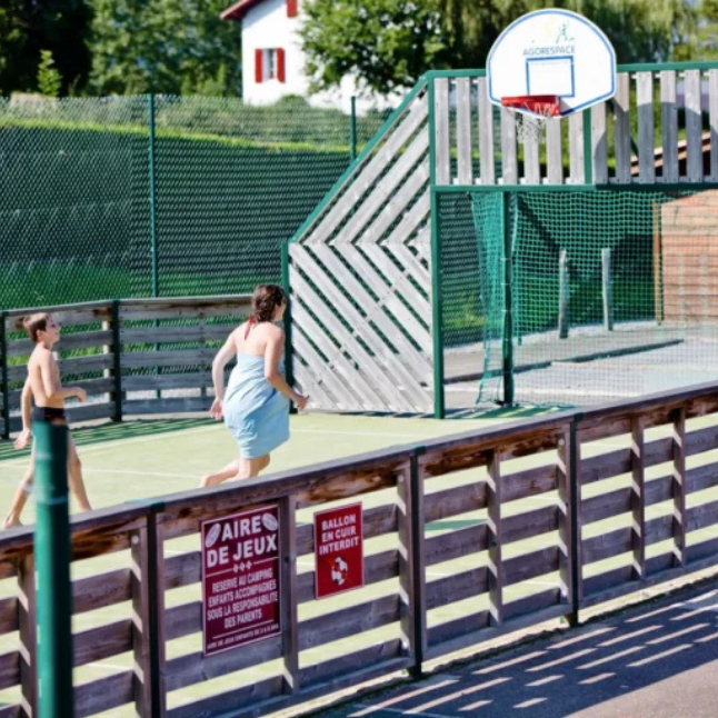 espace de jeux camping la petite rhune